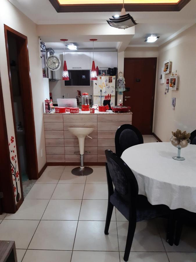 Apartamento Encantador Com Estacionamento กาโบฟรีโอ ภายนอก รูปภาพ