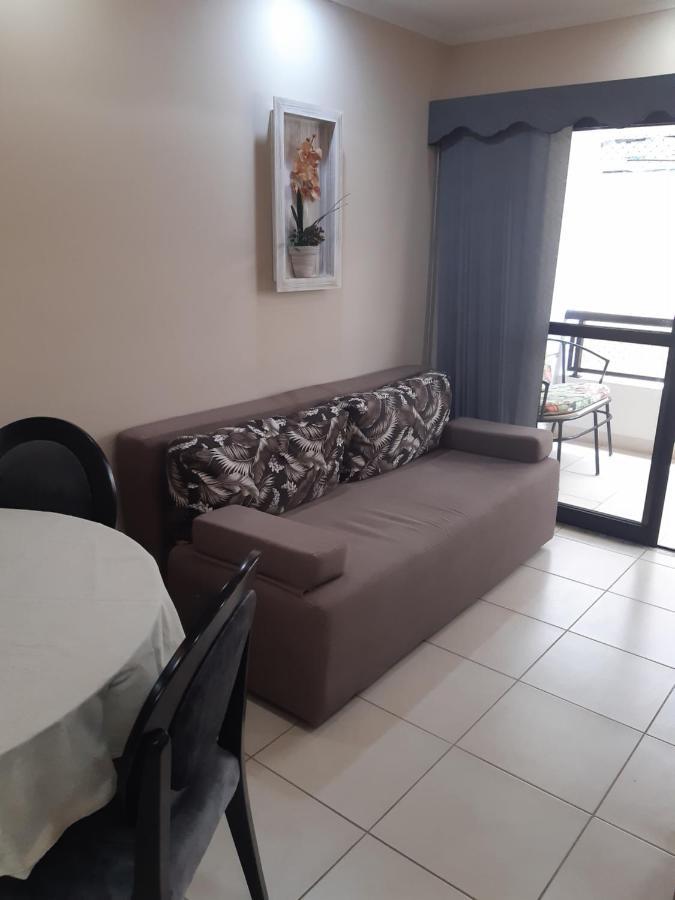 Apartamento Encantador Com Estacionamento กาโบฟรีโอ ภายนอก รูปภาพ